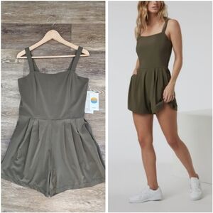 Vuori Villa Cami Romper Dark Oregano NWT Stretch Smocked Bodice Pockets Pleats